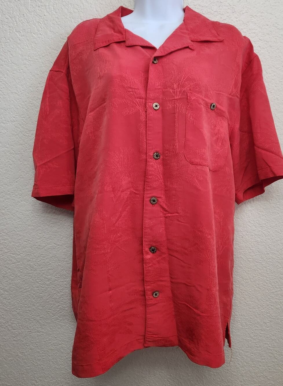 Joe Marlin Red Palm Tree Embossed Material Button Up Top XL Lightweight Collard